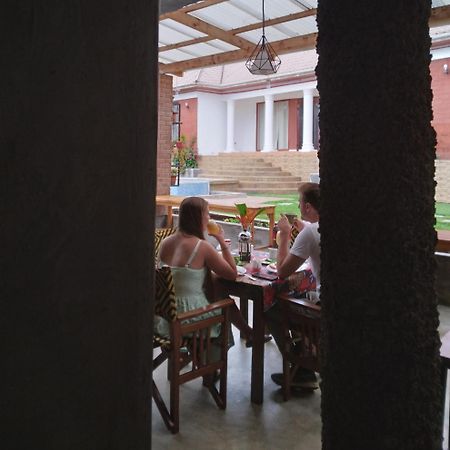 Sprunger Avenue - Tulia Homes Moshi Esterno foto