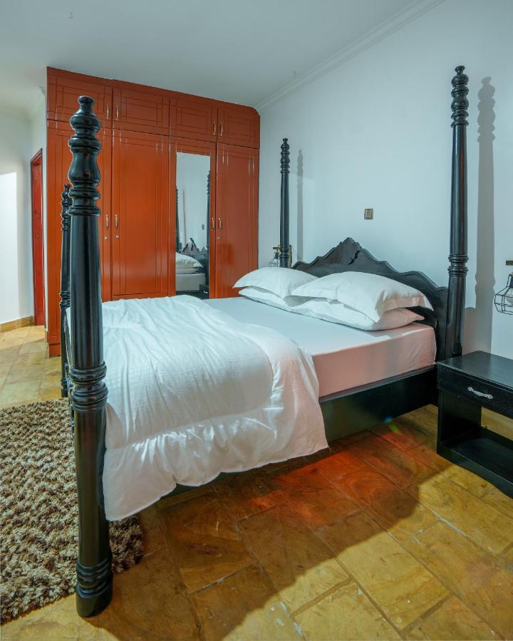 Sprunger Avenue - Tulia Homes Moshi Esterno foto