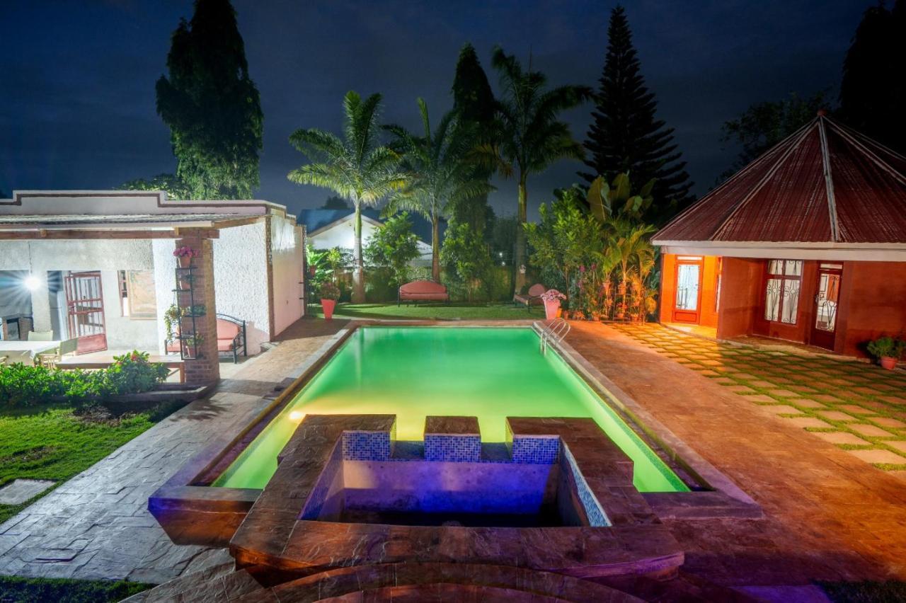 Sprunger Avenue - Tulia Homes Moshi Esterno foto