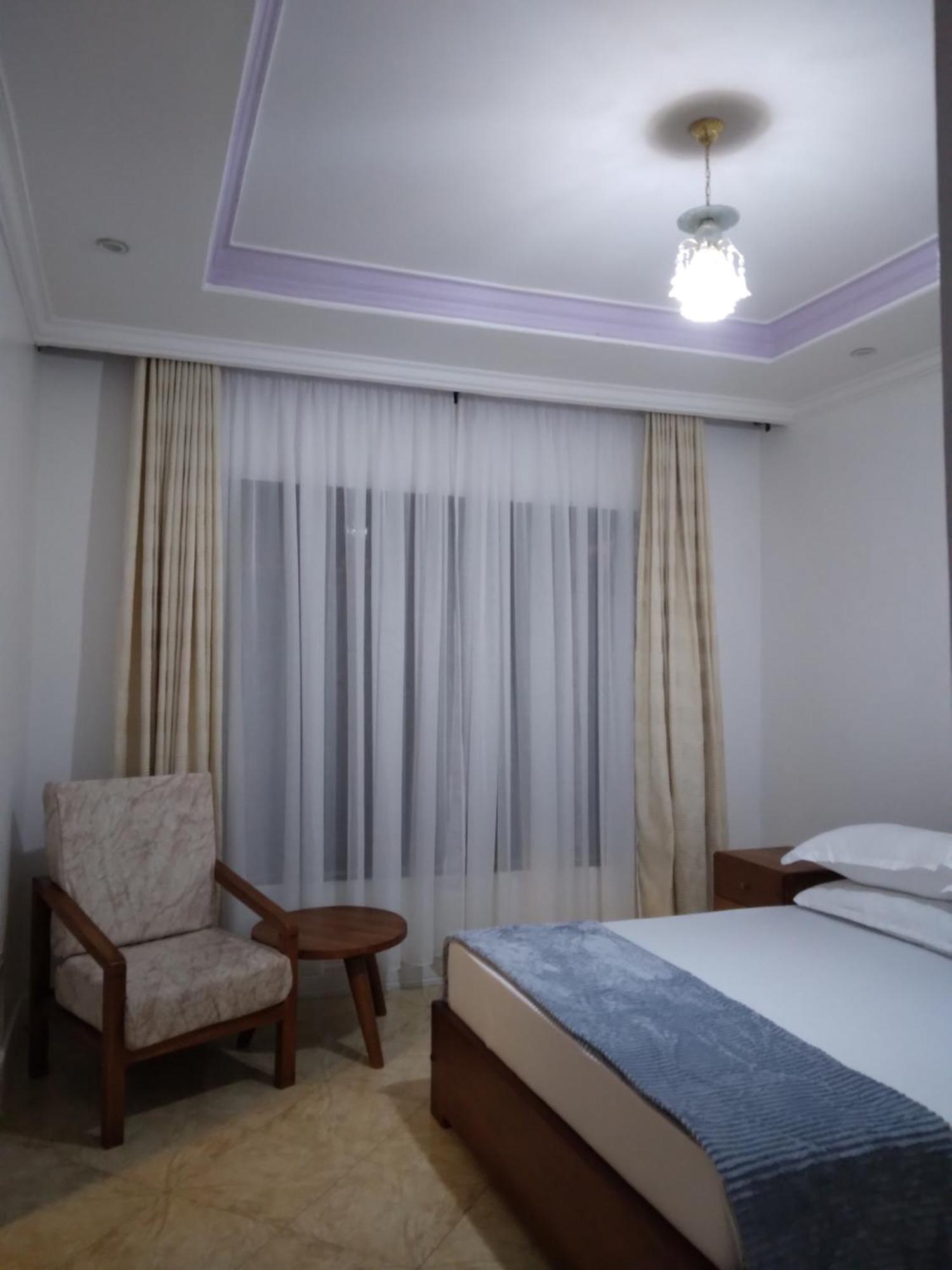Sprunger Avenue - Tulia Homes Moshi Esterno foto